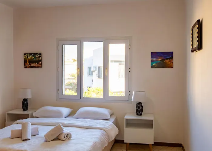 Nando Walk Tomerit Park & Kaya Palazzo By Hk Villa Kyrenia (Northern Cyprus)