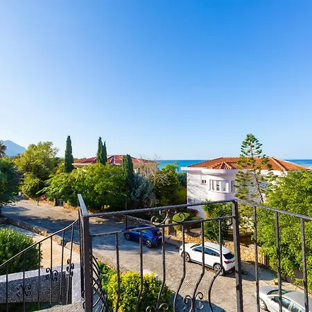 Nando Walk Tomerit Park & Kaya Palazzo By Hk Villa Kyrenia (Northern Cyprus)